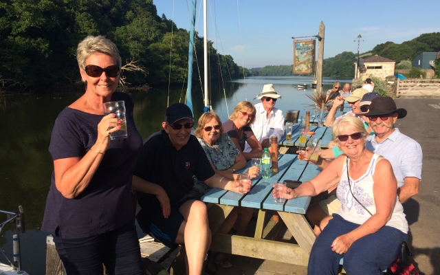 pub stop at the Maltsters Arms.